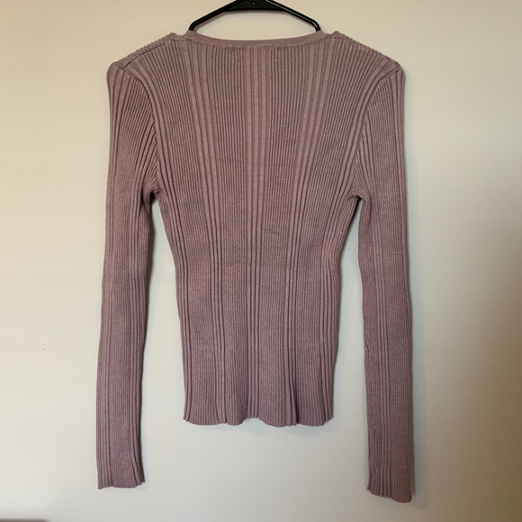 Rubbed V-neck sweater - Picture 3 of 3